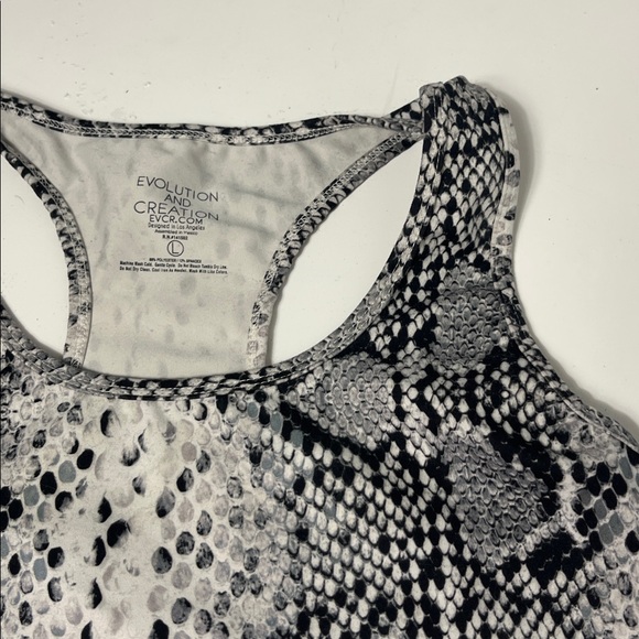 Evolution and Creation Large Gray Snake Print Longline Cropped Tank Top - Picture 2 of 5